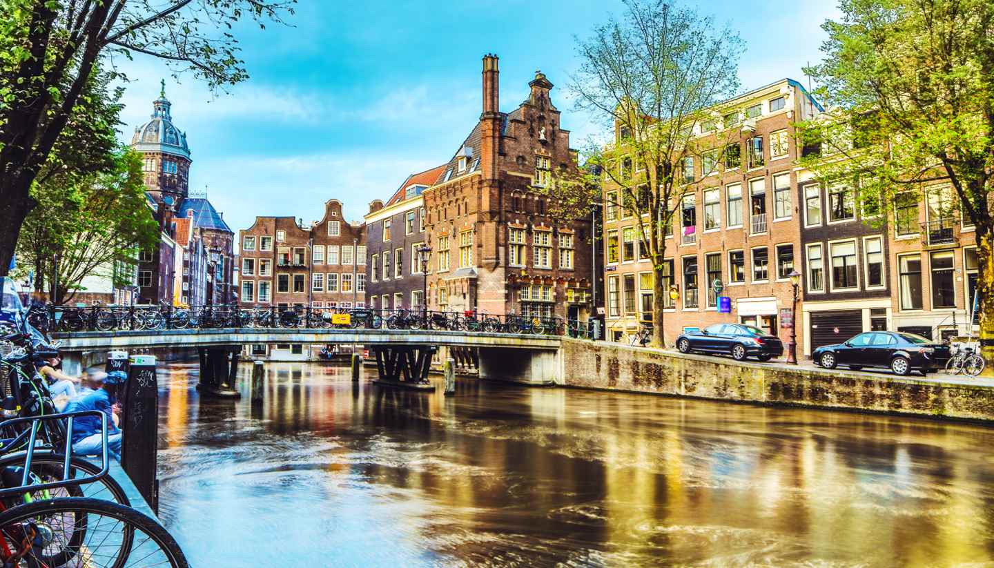 travel guide of amsterdam