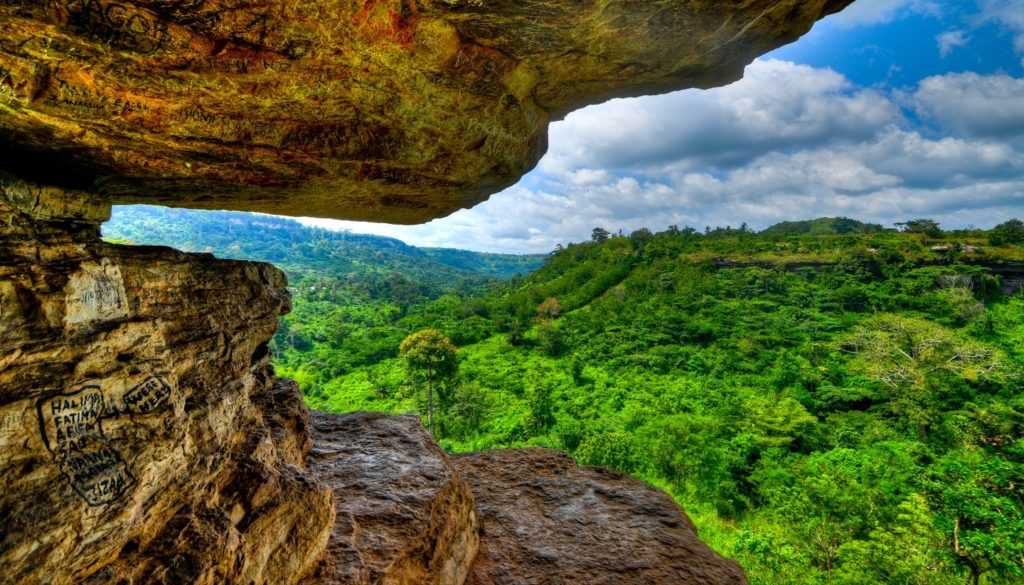 Ghana - Umbrella Rock, Ghana